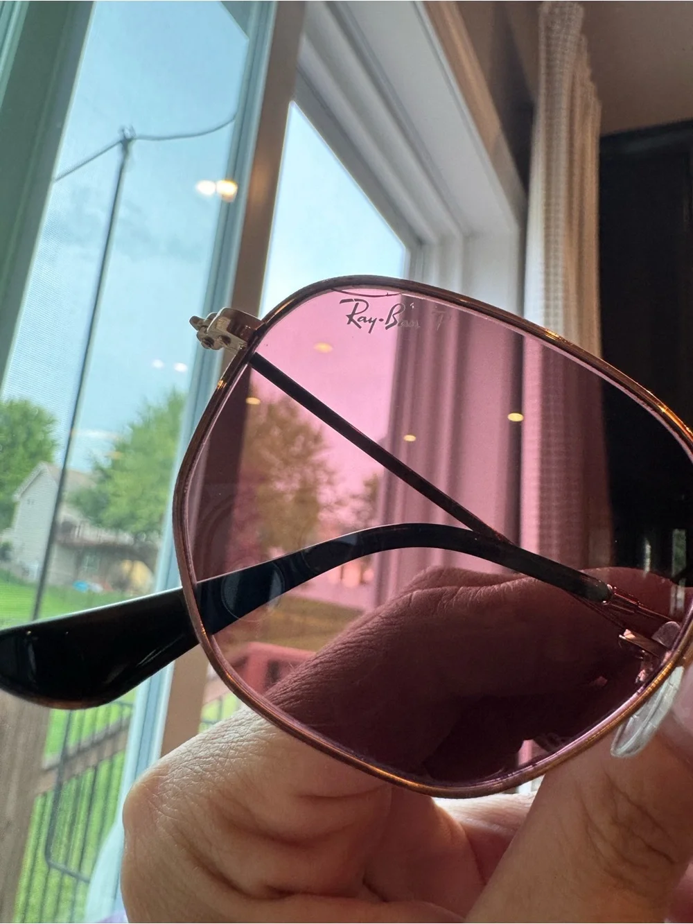 Ray-Ban copper rose